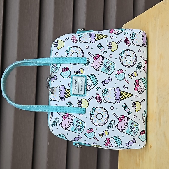 SANRIO HELLO KITTY BAG - Picture 14 of 14